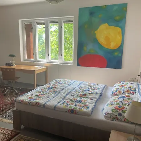 לינה וארוחת בוקר Orli Hnizdo At Chateau Novak Křivoklát