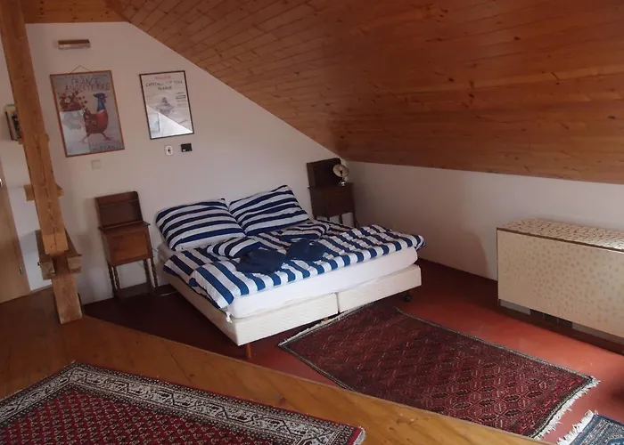 Orli Hnizdo At Chateau Novak Křivoklát