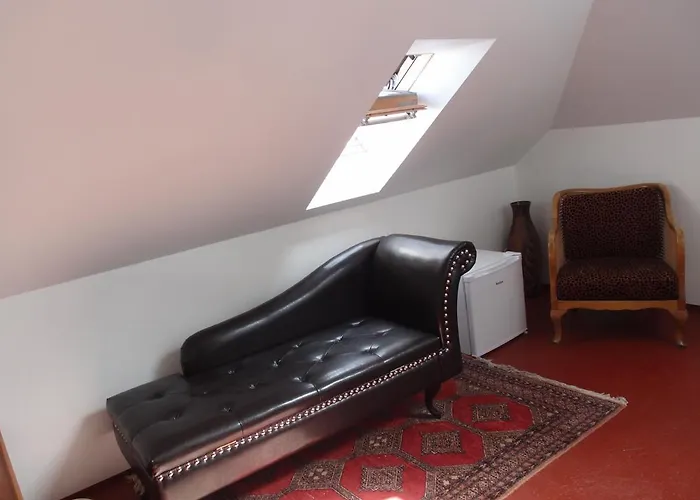 Orli Hnizdo At Chateau Novak Nocleg ze śniadaniem