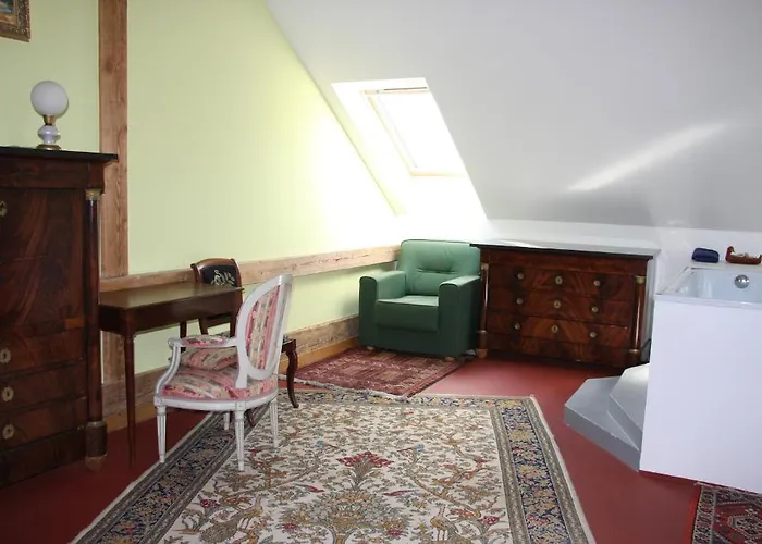 Bed & Breakfast Orli Hnizdo At Chateau Novak Křivoklát