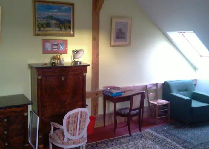 Orli Hnizdo At Chateau Novak * Křivoklát