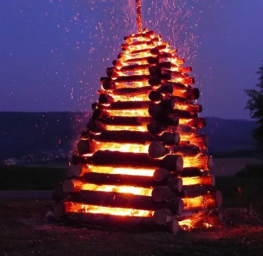 Orli Hnizdo At Chateau Novak Křivoklát